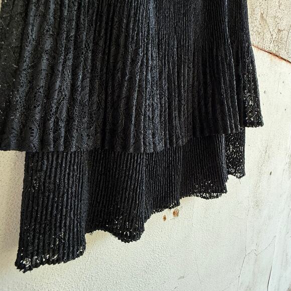Vtg Midi Skirt Minimalist Luxury Tiered Lace Textured Pleated Knit Dark Romantic - Picture 5 of 8